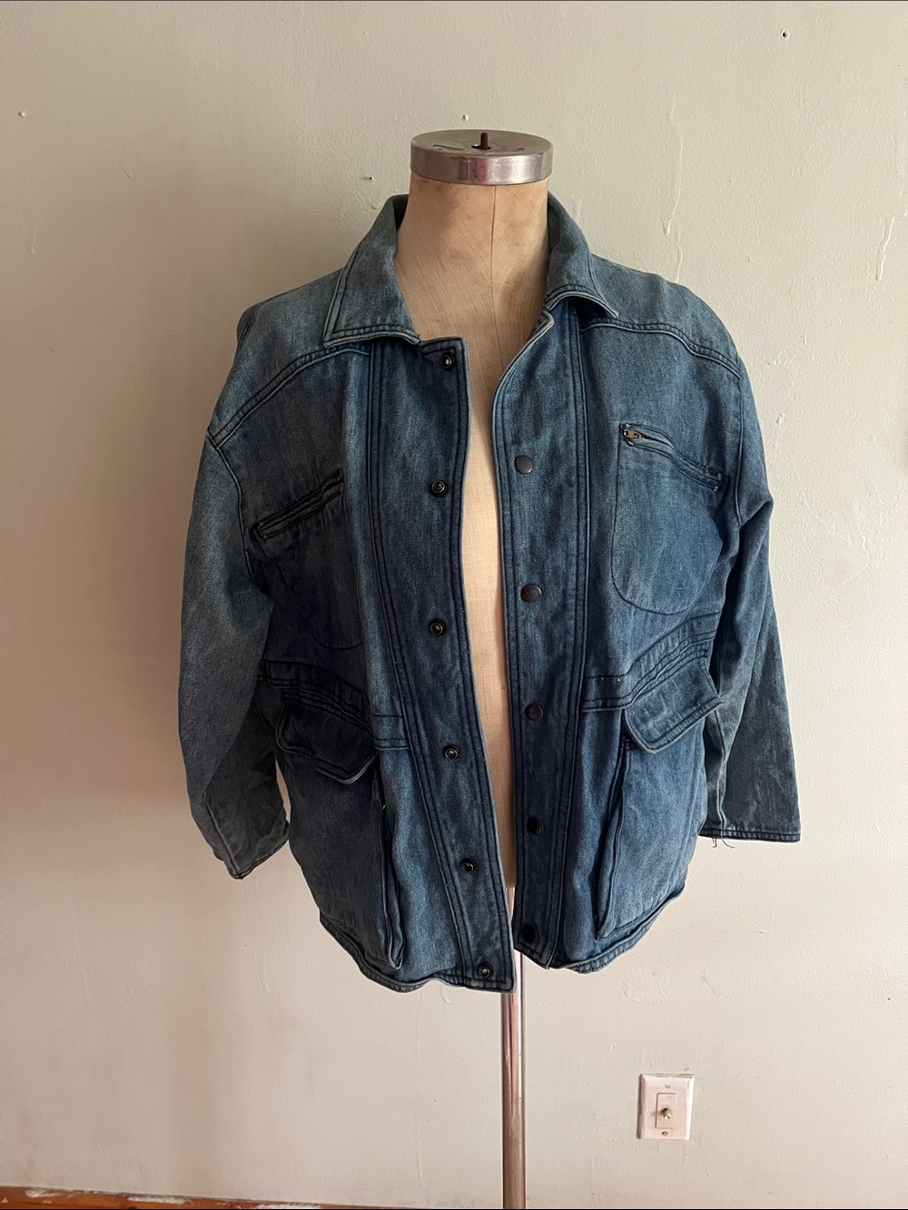 VINTAGE 1980’s BOMBER JAG JEAN JACKET